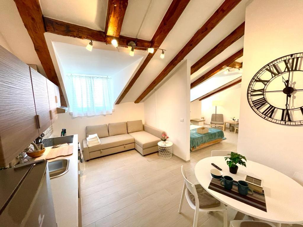 Perfect Stay Apartments Трієст Екстер'єр фото