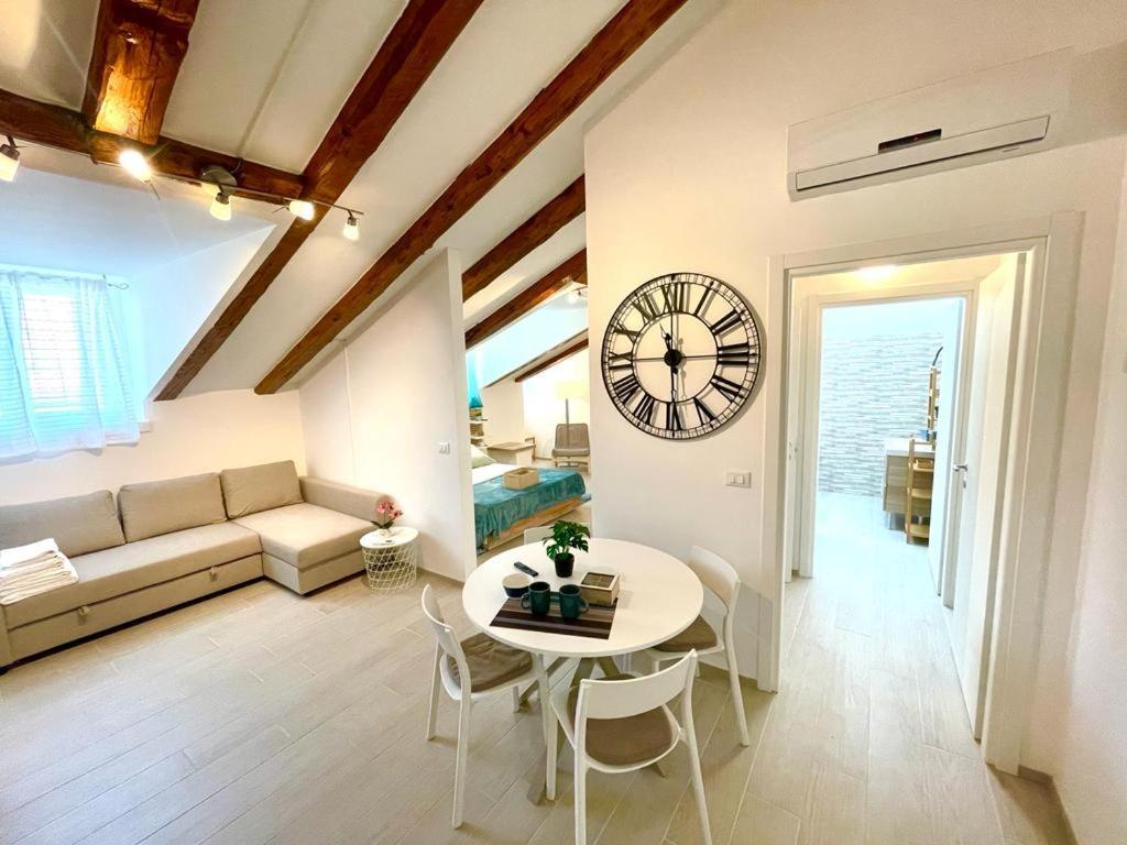 Perfect Stay Apartments Трієст Екстер'єр фото